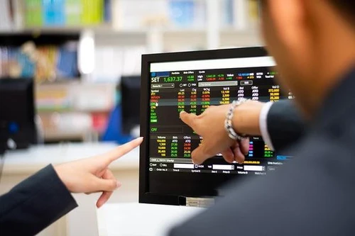 Cắt bỏ “ung nhọt” để lành mạnh hóa thị trường chứng khoán