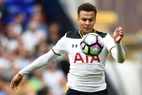 Tuổi thơ dữ dội của một ngôi sao