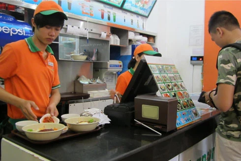 1.000 người tham gia phiên giao dịch việc làm đầu năm