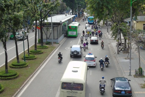 Tổng chi phí mua bảo hiểm dự án buýt nhanh Hà Nội chỉ 170 triệu đồng