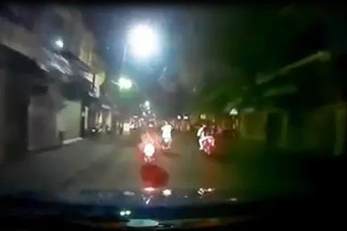 Màn truy đuổi nghẹt thở, bắt gọn nhóm cướp trên đường phố Hà Nội