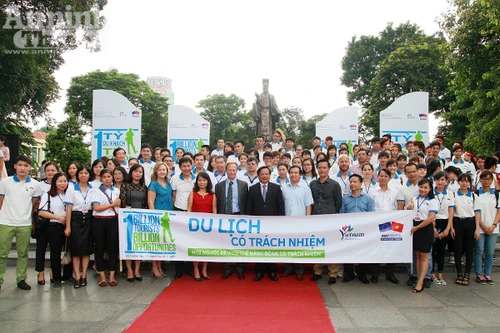 Làm thế nào để phát triển du lịch bền vững?