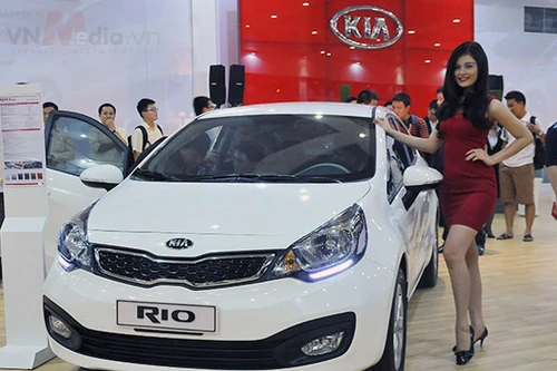 Ô tô Ấn Độ bất ngờ gây sốt thị trường Việt Nam