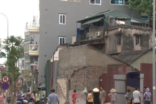 Hà Nội giám sát tình trạng nhà siêu mỏng, siêu méo