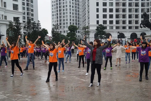 Giới trẻ chào đón sự kiện “Dance For Kindness – Cùng tử tế 2014”