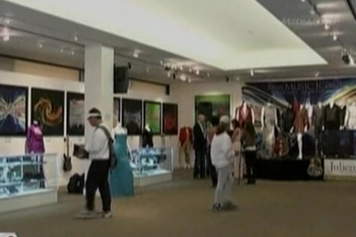 Đấu giá kỷ vật của các huyền thoại