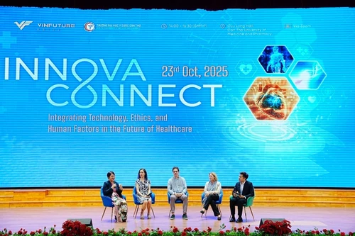 InnovaConnect, InnovaTalk - Cầu nối xóa nhòa biên giới khoa học Việt Nam và thế giới