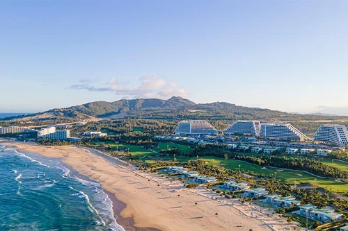 FLC Hotels & Resorts ‘bắt tay’ tập đoàn công nghệ hàng đầu Thái Lan trong dịch vụ nghỉ dưỡng số