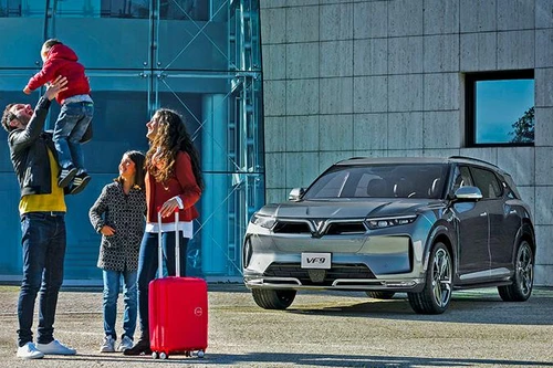 VinFast tích hợp dịch vụ âm thanh trực tuyến TuneIn cho VF 8 và VF 9