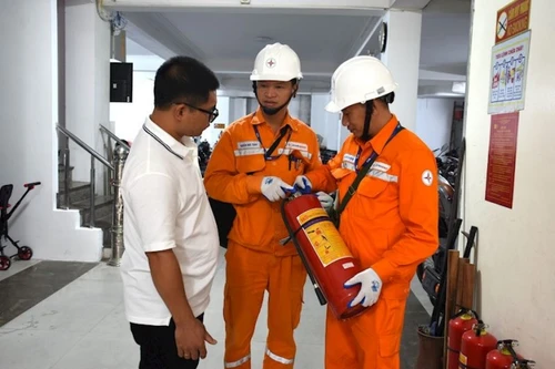 EVNHANOI tư vấn các thông tin sử dụng điện an toàn để phòng, chống cháy nổ