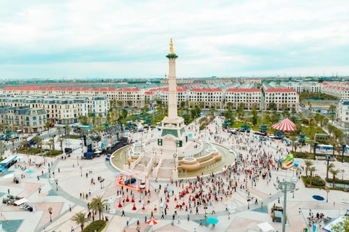 Bộ 3 siêu chính sách - Cơ hội 'vàng mười' cho giới thương nhân tại khu Đông Hà Nội