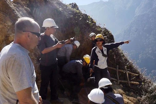 Cáp treo Fansipan và khát vọng chinh phục của những người trẻ 