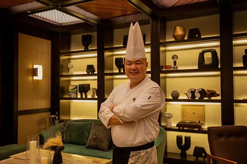 Đầu bếp sao Michelin - Junichi Yoshida: ‘Không có khuôn mẫu nào được đặt ra khi nấu các món ăn Teppanyaki’