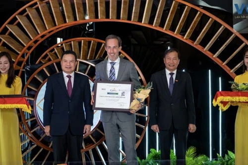 FrieslandCampina Việt Nam: Hành trình 25 năm kiên định với kim chỉ nam phát triển bền vững