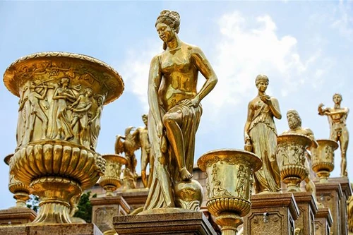 Vì sao Thác Thần Mặt trời tại Đà Nẵng là công trình điêu khắc độc nhất vô nhị trên toàn thế giới?