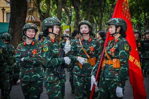 Đêm không ngủ của các chiến sĩ A80 trước giờ Tổng duyệt