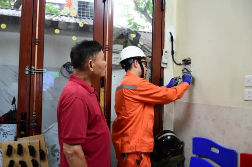 EVNHANOI triển khai thí điểm dịch vụ điện gia tăng