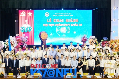 Bảo Việt dành hơn 8 tỷ đồng cho Quỹ học bổng 'Bảo Việt - Niềm tin thắp sáng tương lai'