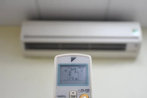 Cùng chung ý thức tiết kiệm điện trong thời gian cao điểm, mùa nắng nóng