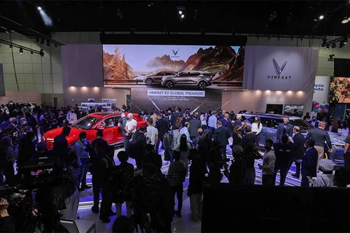 Nhìn lại Los Angeles Auto Show 2021: VinFast “hút” truyền thông quốc tế
