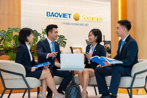 Bảo Việt - doanh nghiệp bảo hiểm duy nhất 12 năm liên tiếp được vinh danh 'Danh sách 50 công ty niêm yết tốt nhất Việt Nam'