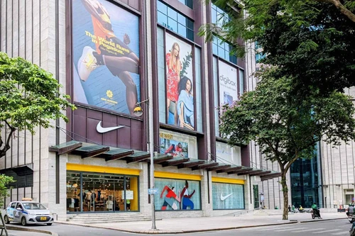 Thấy gì từ ‘cuộc đổ bộ’ mới của loạt thương hiệu quốc tế đình đám như Nike, Lush?