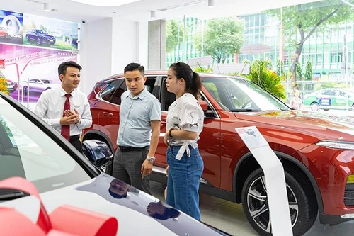 Những thay đổi tích cực trong hành vi mua xe ô tô của người Việt