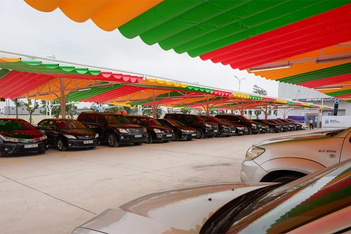 “Lên đời” xe sang đón Tết cùng VinFast