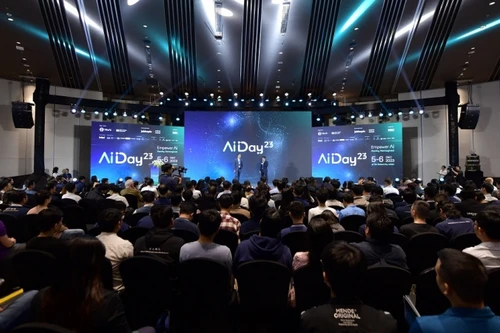 AI Day 2023 khai mạc với chủ đề ‘AI: tái thiết thực tại’