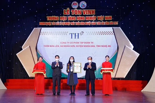 TH true TEA và TH true MILK đạt Thương hiệu Vàng nông nghiệp Việt Nam