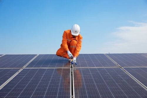 Thực hành tiết kiệm điện trong những tháng cao điểm nắng nóng là yêu cầu cấp bách đối với toàn xã hội