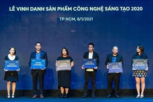 VSmart – thương hiệu điện thoại Việt xuất sắc nhất Tech Awards 2020