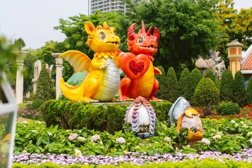 Các khu vui chơi Sun World hút hàng trăm nghìn du khách kỳ nghỉ lễ 30/4 - 1/5