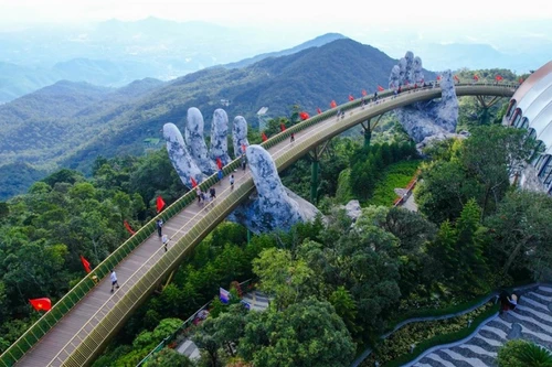 Đà Nẵng: Ba Na Hills sáng tạo nhiều món ăn mang hình cờ Tổ quốc dịp 2/9