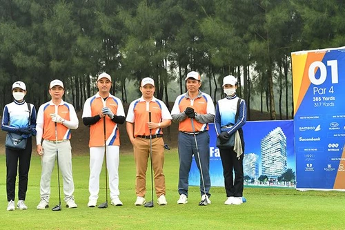 Hơn 1.000 golfer tham dự giải đấu FLC Faros Golf Tournament 2021