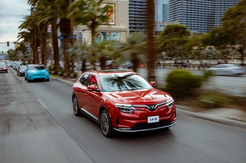 VinFast bàn giao xe cho khách hàng Mỹ từ ngày 01/3/2023