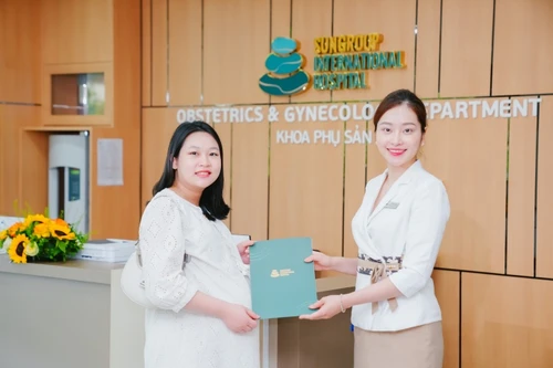 Bệnh viện Mặt Trời chào đón em bé đầu tiên từ thai kỳ nguy cơ cao