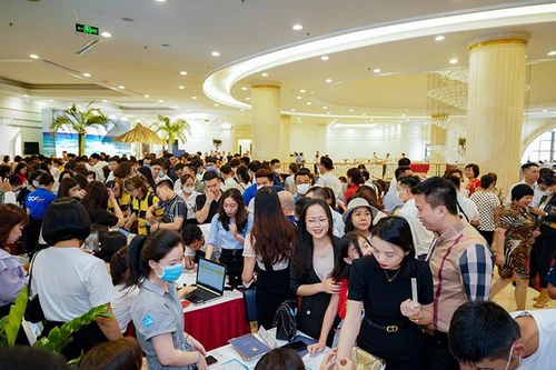 Mua nhà Vinhomes Ocean Park, khách hàng trúng lớn ô tô VinFast LuxA 