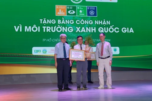 Đầu năm 2025, doanh nghiệp sữa Cô Gái Hà Lan đón tin vui với chứng nhận 'Vì Môi trường Xanh Quốc gia 2024'