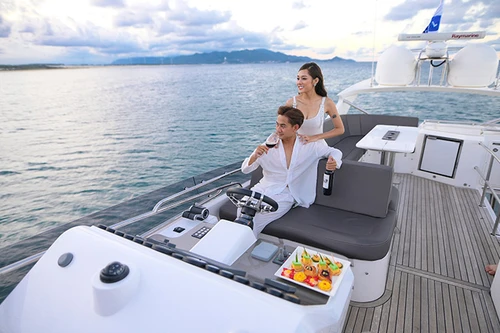 Ngất ngây tiệc cưới đẹp như mơ tại hệ thống nghỉ dưỡng 5 sao FLC Hotels & Resorts: Tình thế này phải cưới ngay kẻo lỡ 