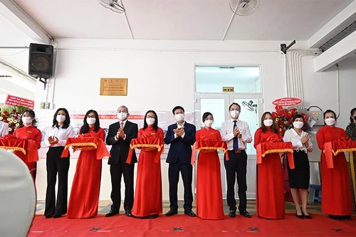 Dự án Bữa ăn học đường: Thêm bếp ăn bán trú chuẩn Nhật được khánh thành