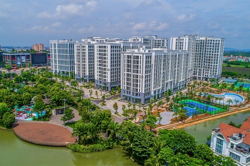 Vinhomes bàn giao “thần tốc” khu căn hộ cao cấp đầu tiên tại Long Biên