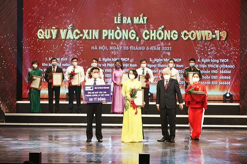 Đề xuất ưu tiên tiêm vaccine phòng Covid-19 cho người lao động ngành bán lẻ