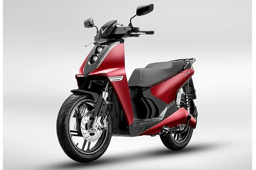 VinFast ra mắt hai dòng xe máy điện mới và công bố mô hình trải nghiệm mua sắm O2O