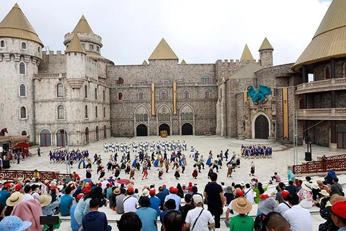 Chơi công viên giải trí mùa hè: Làm sao để vừa vui vừa khoẻ?