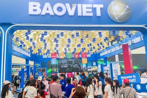 Bảo Việt tự hào là gian hàng đầu tàu kinh tế ngành bảo hiểm tham gia Triển lãm '80 năm Hành trình Độc lập-Tự do-Hạnh phúc'