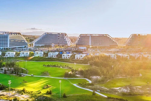 Giải mã kiến trúc độc đáo của FLC Grand Hotel Quy Nhon, khách sạn quy mô hàng đầu Việt Nam 