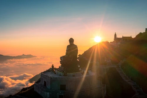 Chùa trên các đỉnh núi thiêng tổ chức lễ cử chuông ngày 1/7