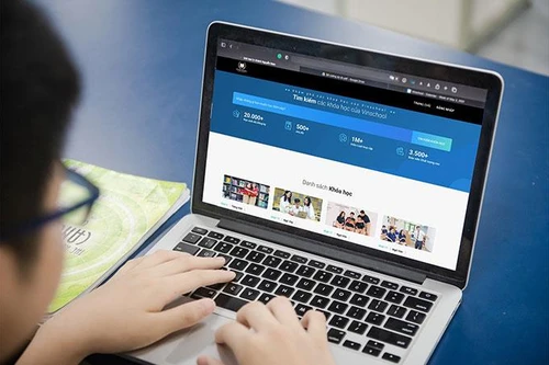 Vinschool “mở cửa” cho hàng triệu học sinh trong mùa dịch Covid-19