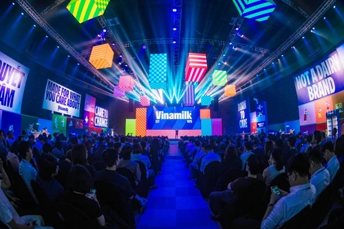 Vinamilk: Có thể kỳ vọng gì từ chiến dịch thay đổi nhận diện thương hiệu?